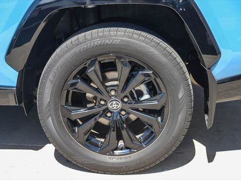 Certified 2022 Toyota RAV4 SE AWD/4WD image 11