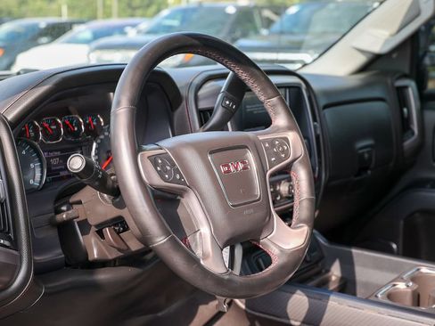 Used 2018 RAM 1500 Laramie w/ Convenience Group AWD/4WD image 34