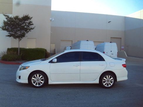 Used 2009 Toyota Corolla S FWD image 10