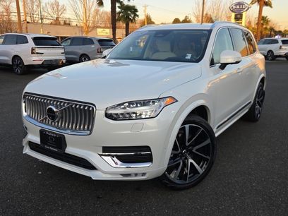 Used 2024 Volvo XC90 B6 Ultimate w/ Lounge Package