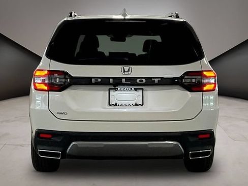 New 2026 Honda Pilot EX-L image 4