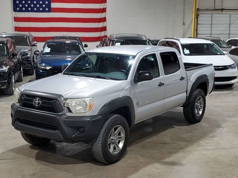 Used 2013 Toyota Tacoma PreRunner w/ Convenience Pkg RWD image 32