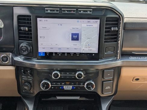 Used 2024 Ford F350 Lariat w/ Lariat Ultimate Package AWD/4WD image 18