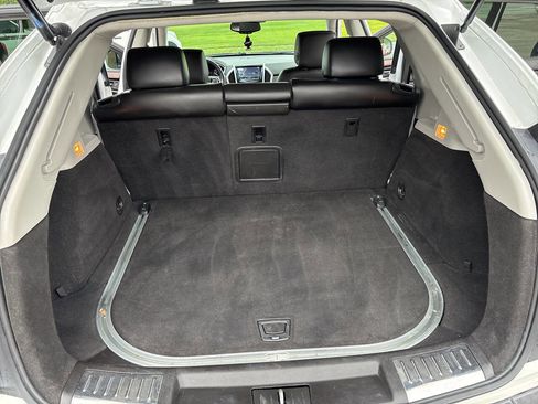 Used 2014 Cadillac SRX Luxury w/ Driver Awareness Package image 19