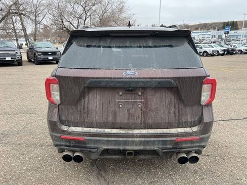 Used 2020 Ford Explorer ST w/ ST Street Pack image 4