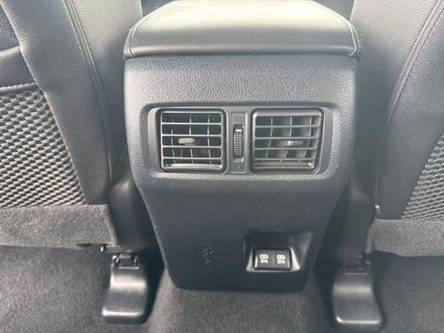 Used 2022 Toyota 4Runner SR5 Premium w/ Moonroof Package AWD/4WD image 28