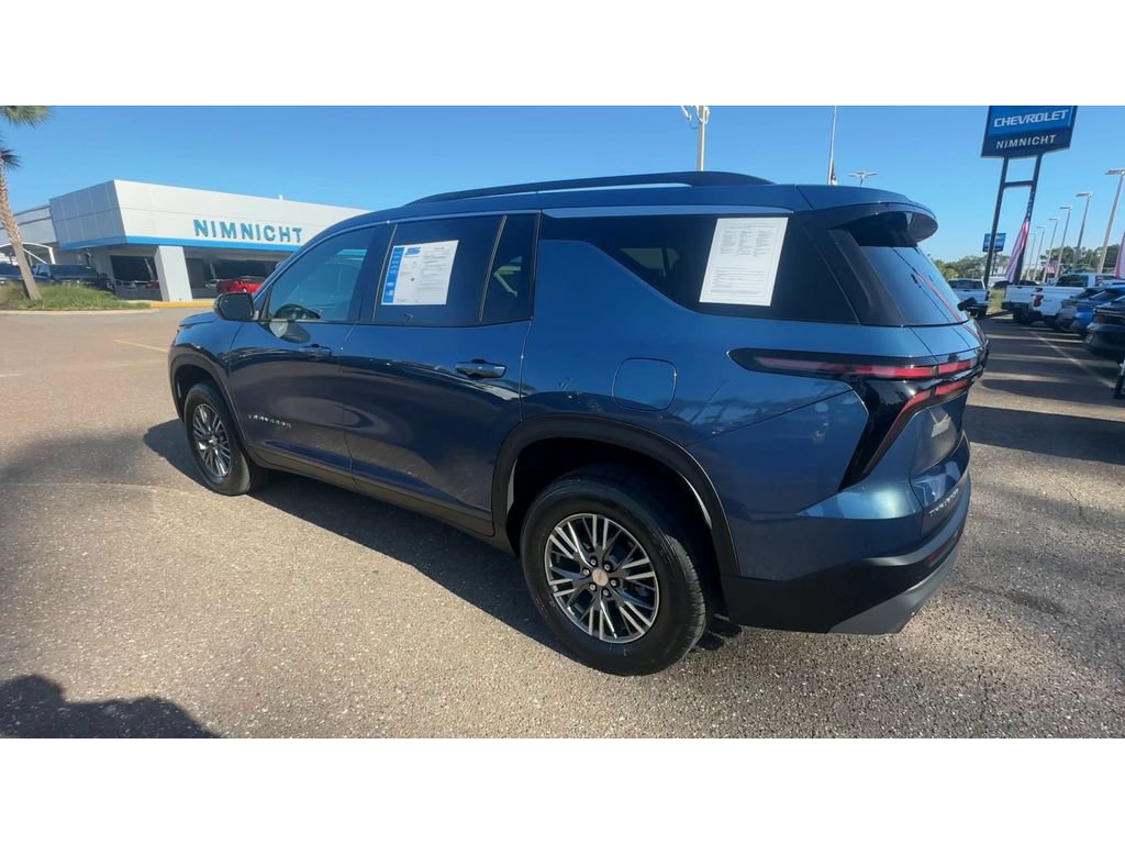 Used 2026 Chevrolet Traverse LT FWD image 4