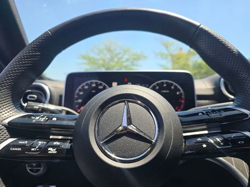 Used 2023 Mercedes-Benz C 300 4MATIC Sedan image 28