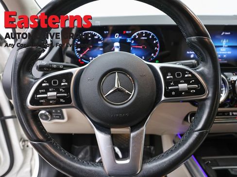 Used 2022 Mercedes-Benz GLA 250 4MATIC w/ Premium Package Lite image 10
