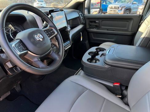 New 2026 RAM 2500 Tradesman AWD/4WD image 15