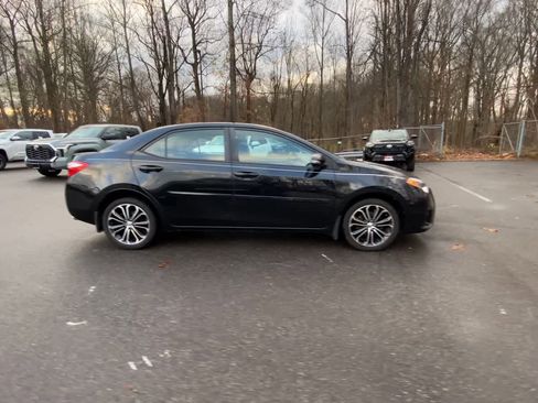 Used 2015 Toyota Corolla S image 15