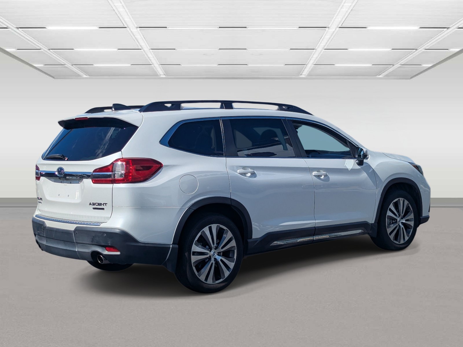 Used 2020 Subaru Ascent Limited w/ Technology Package AWD/4WD image 5