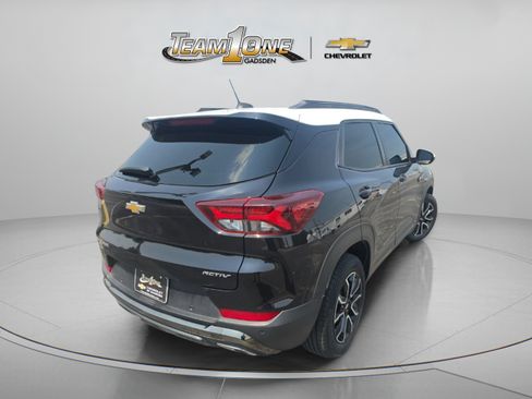 Used 2021 Chevrolet TrailBlazer ACTIV w/ Technology Package FWD image 8