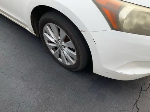 Used 2009 Honda Accord EX image 2