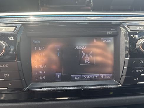 Used 2016 Toyota Corolla S w/ Body Protection Package #1 FWD image 35