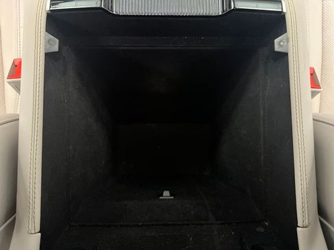 Used 2024 Jeep Wagoneer Series II w/ Flexible Seating Group image 48