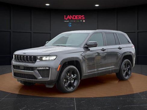 New 2026 Jeep Grand Cherokee Limited w/ Limited Altitude Package RWD image 1