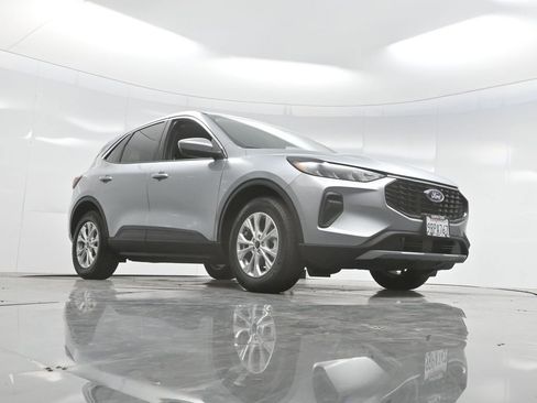 Used 2024 Ford Escape Active w/ Tech Pack #2 image 40