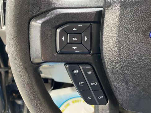 Used 2017 Ford F250 XLT w/ XLT Premium Package AWD/4WD image 16