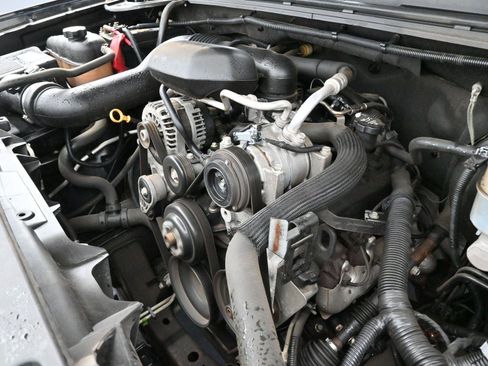 Used 2012 GMC Sierra 1500 W/T image 26