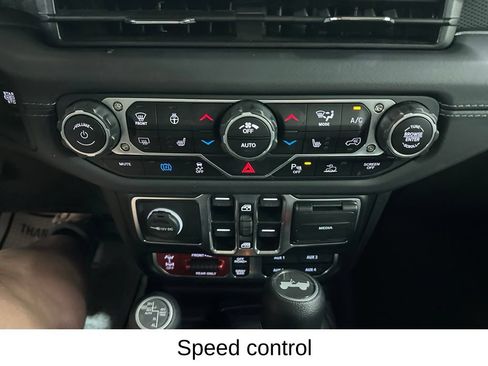 Used 2025 Jeep Wrangler Unlimited Rubicon 4xe w/ Safety Group AWD/4WD image 47