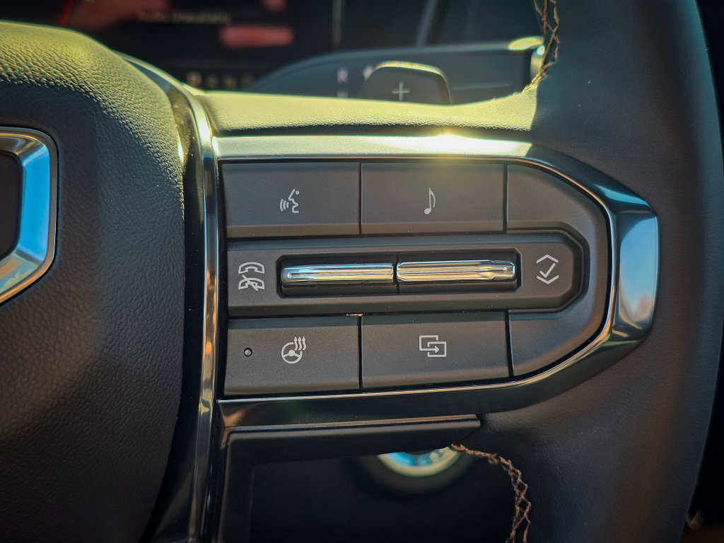 New 2027 GMC Terrain AT4 w/ Convenience Package III AWD/4WD image 23