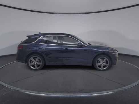 Used 2022 Genesis GV70 3.5T Sport w/ Sport Prestige Package AWD/4WD image 18