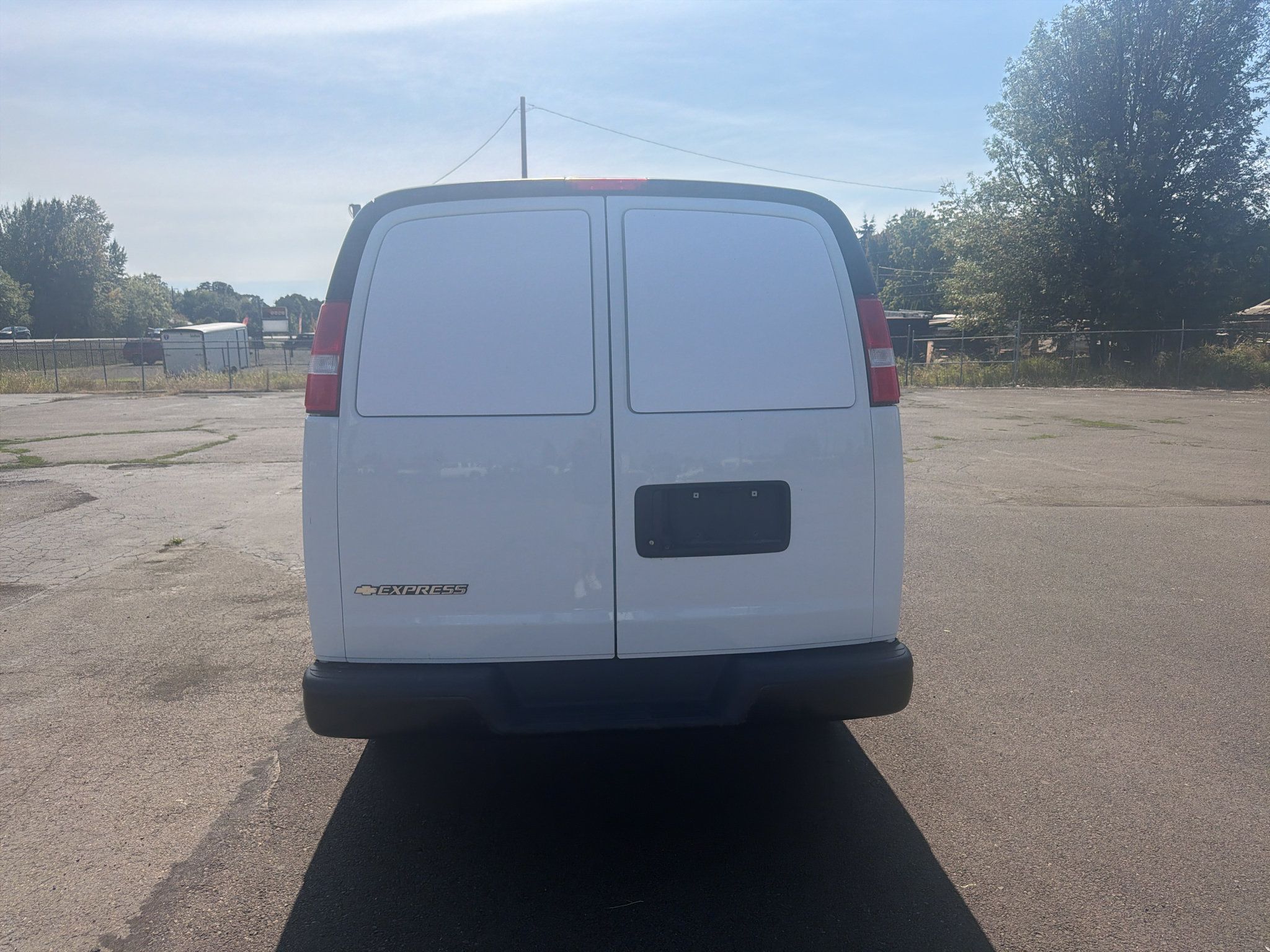 Used 2022 Chevrolet Express 2500 Extended w/ Driver Convenience Package RWD image 6