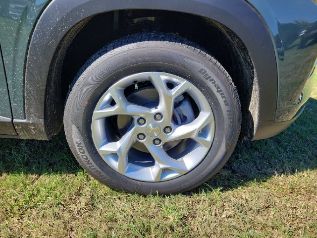 New 2026 Chevrolet Trax LS w/ LS Convenience Package FWD image 6