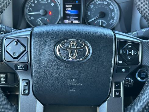 Used 2021 Toyota Tacoma TRD Off-Road w/ Technology Package AWD/4WD image 24