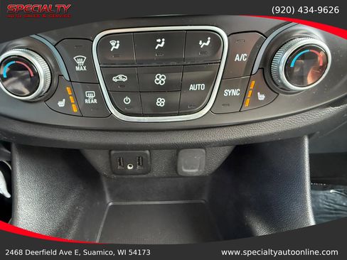 Used 2020 Chevrolet Traverse LT AWD/4WD image 26