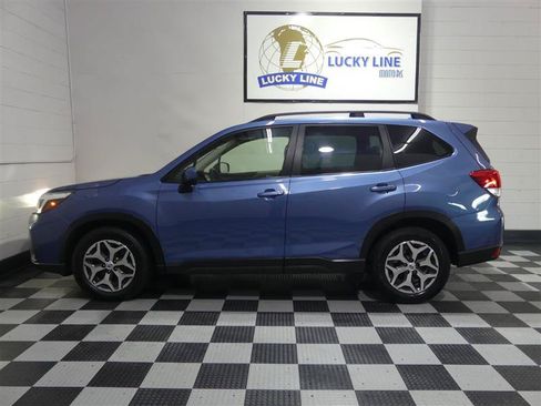 Used 2020 Subaru Forester Premium w/ Popular Package #1 AWD/4WD image 7