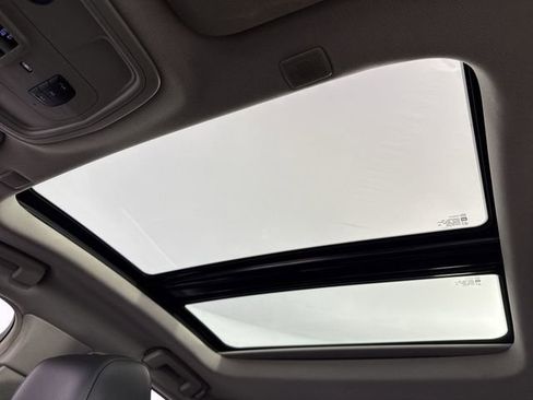 Used 2018 Cadillac CTS Luxury image 29