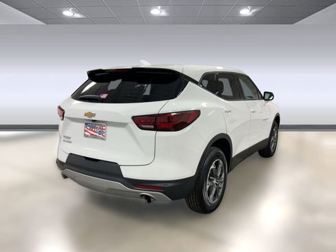 Used 2025 Chevrolet Blazer LT image 8
