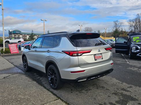 New 2025 Mitsubishi Outlander SEL Black Edition image 7