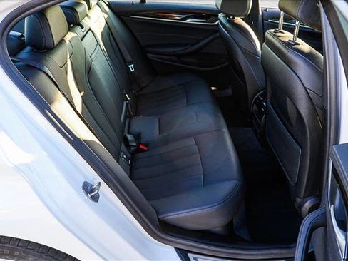 Used 2022 BMW 530i xDrive 530i xDrive w/ Convenience Package image 26