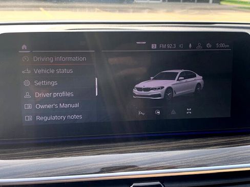 Used 2020 BMW 530i w/ Convenience Package image 19