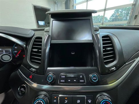 Used 2019 Chevrolet Impala LS FWD image 17