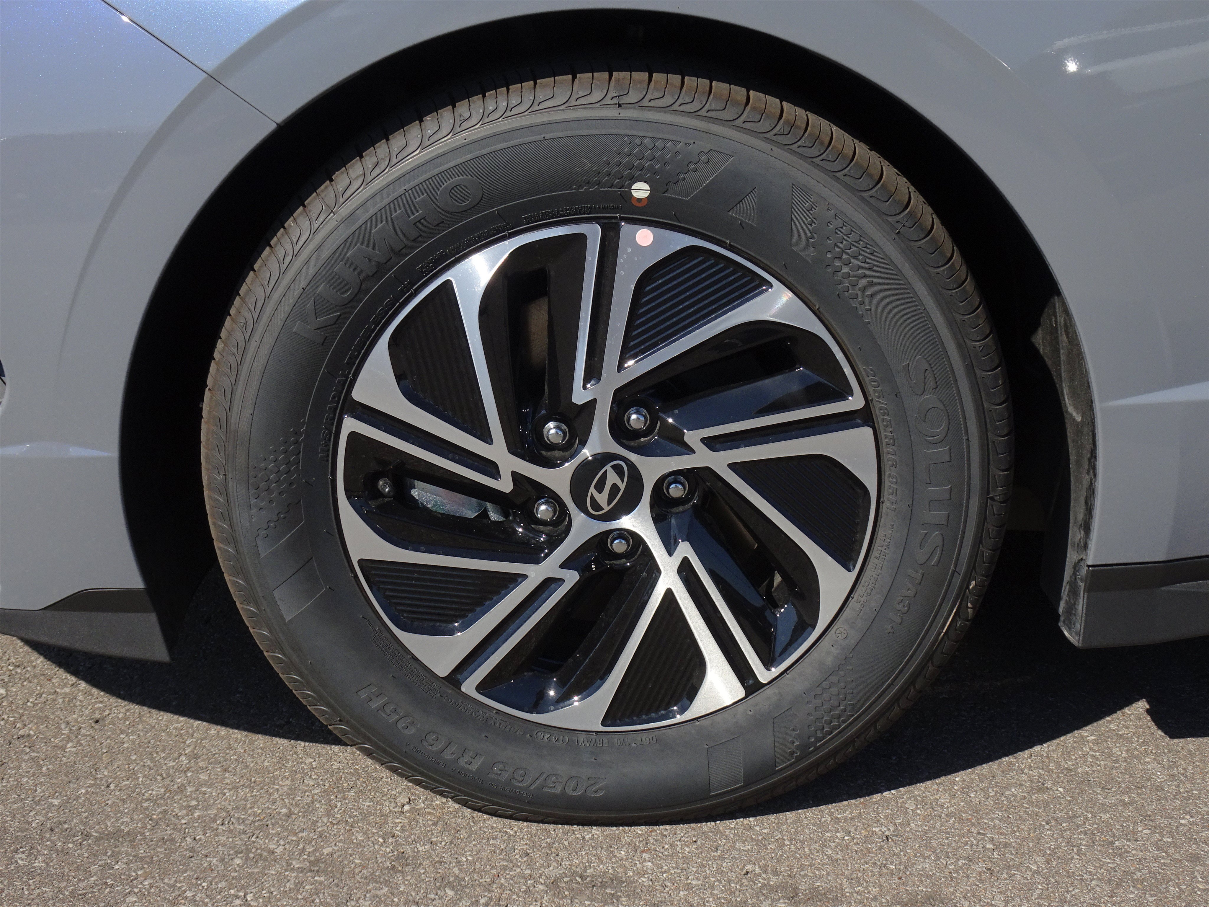 New 2026 Hyundai Sonata Blue FWD image 21