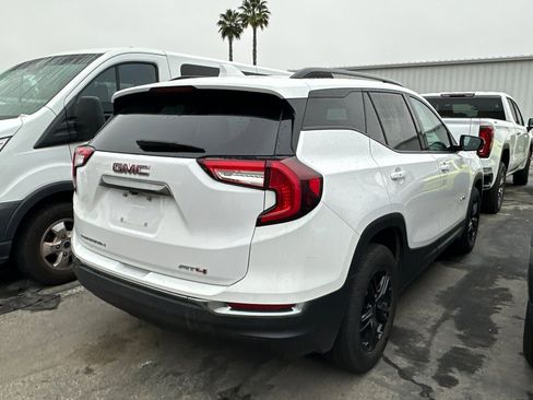 Used 2023 GMC Terrain AT4 image 5