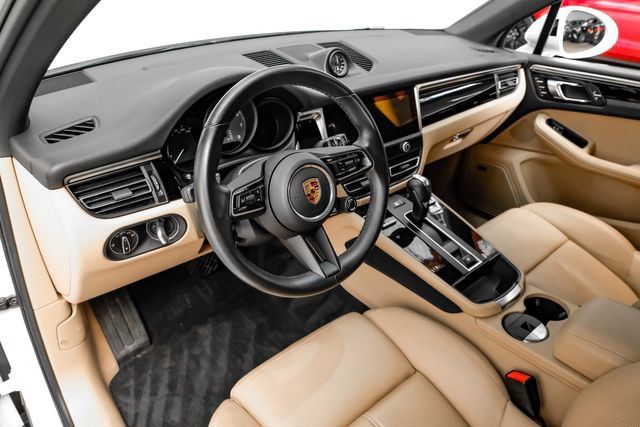 Used 2022 Porsche Macan S AWD/4WD image 3