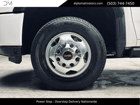 Used 2022 GMC Sierra 3500 Denali AWD/4WD image 40