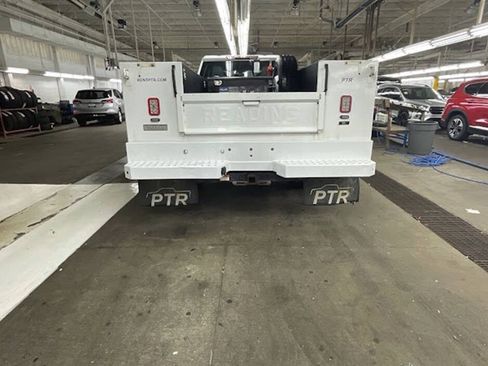 Used 2022 Chevrolet Silverado 3500 W/T w/ WT Fleet Convenience Package AWD/4WD image 9
