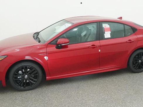 New 2026 Toyota Camry SE image 5