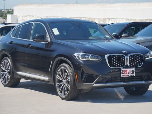 Used 2025 BMW X4 xDrive30i w/ Premium Package AWD/4WD image 3