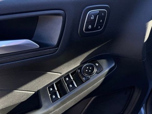 Used 2023 Ford Escape Platinum image 15