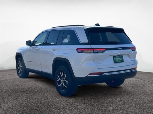 New 2025 Jeep Grand Cherokee Limited w/ Trailer Tow Package image 3