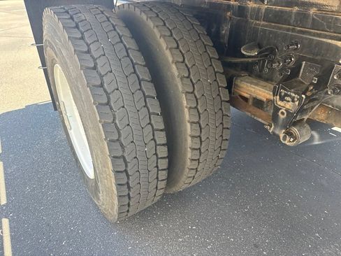 Used 2022 Ford F650 2WD Regular Cab Super Duty image 17