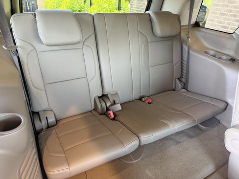 Used 2020 Chevrolet Tahoe Premier RWD image 36