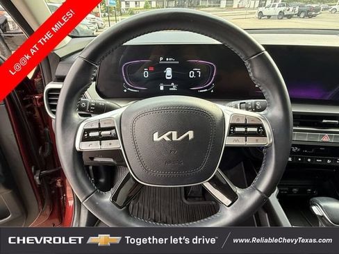 Used 2024 Kia Telluride S w/ S Sunroof Package FWD image 13
